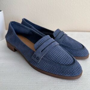 New Lucky Brand Caylon Blue Suede Perforated Penny Loafers Women’s 8.5M